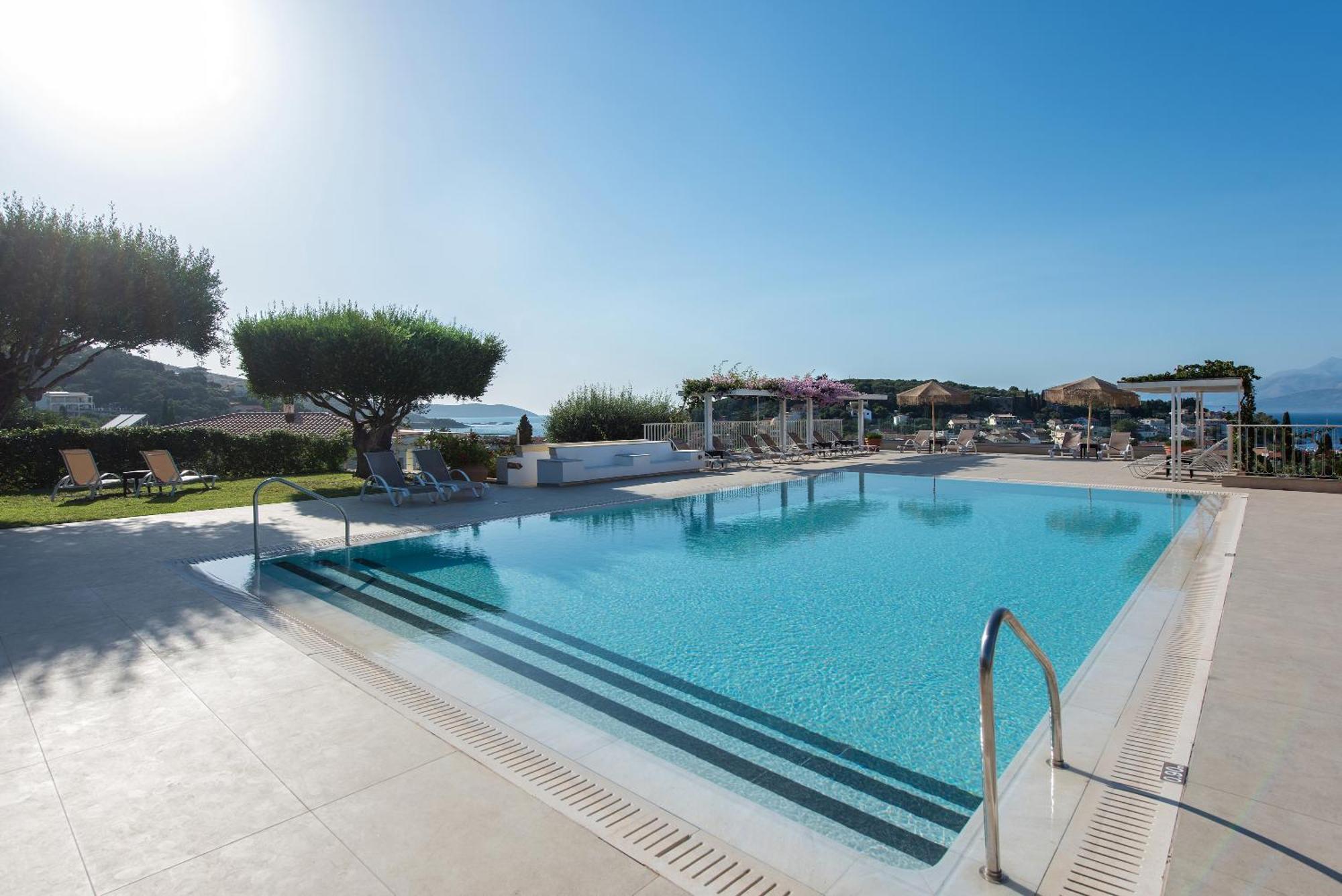 Hill Lofos Hotel Kassiopi Dış mekan fotoğraf